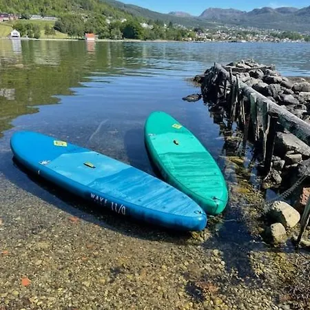 Hus Med Bat Pa Jorpeland, Naerhet Til Og Pulpit Rock Dom wakacyjny *