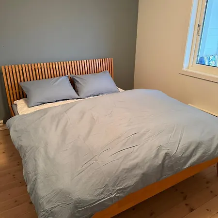 Dom wakacyjny Hus Med Bat Pa Jorpeland, Naerhet Til Og Pulpit Rock